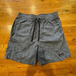 Mens Patagonia Organic Cotton shorts Small EUC